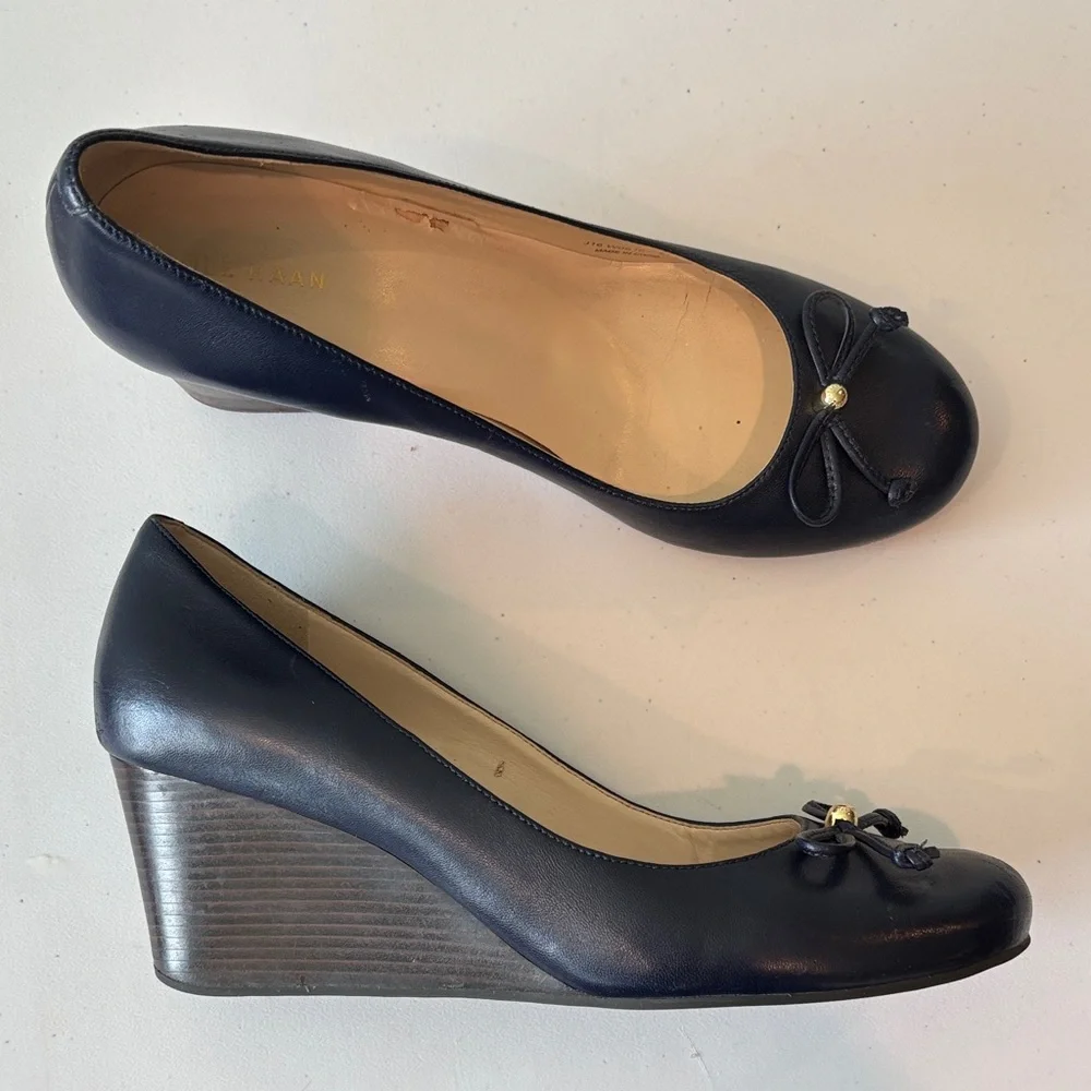 Cole Haan Women's Elsie LCE Wedge 65 mmII in marine blue size 8.5